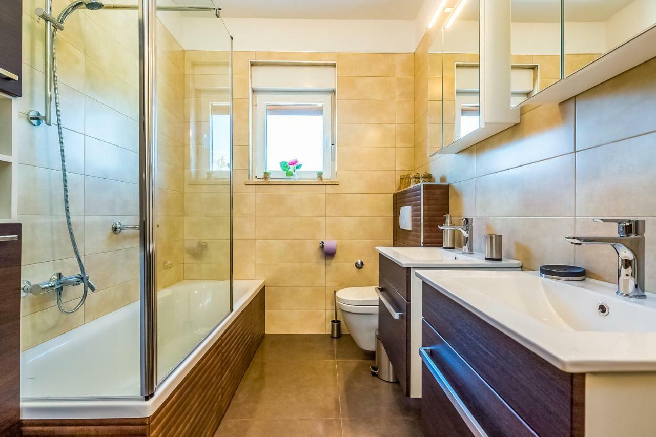 Apartman - The View Krk Town Exterior foto